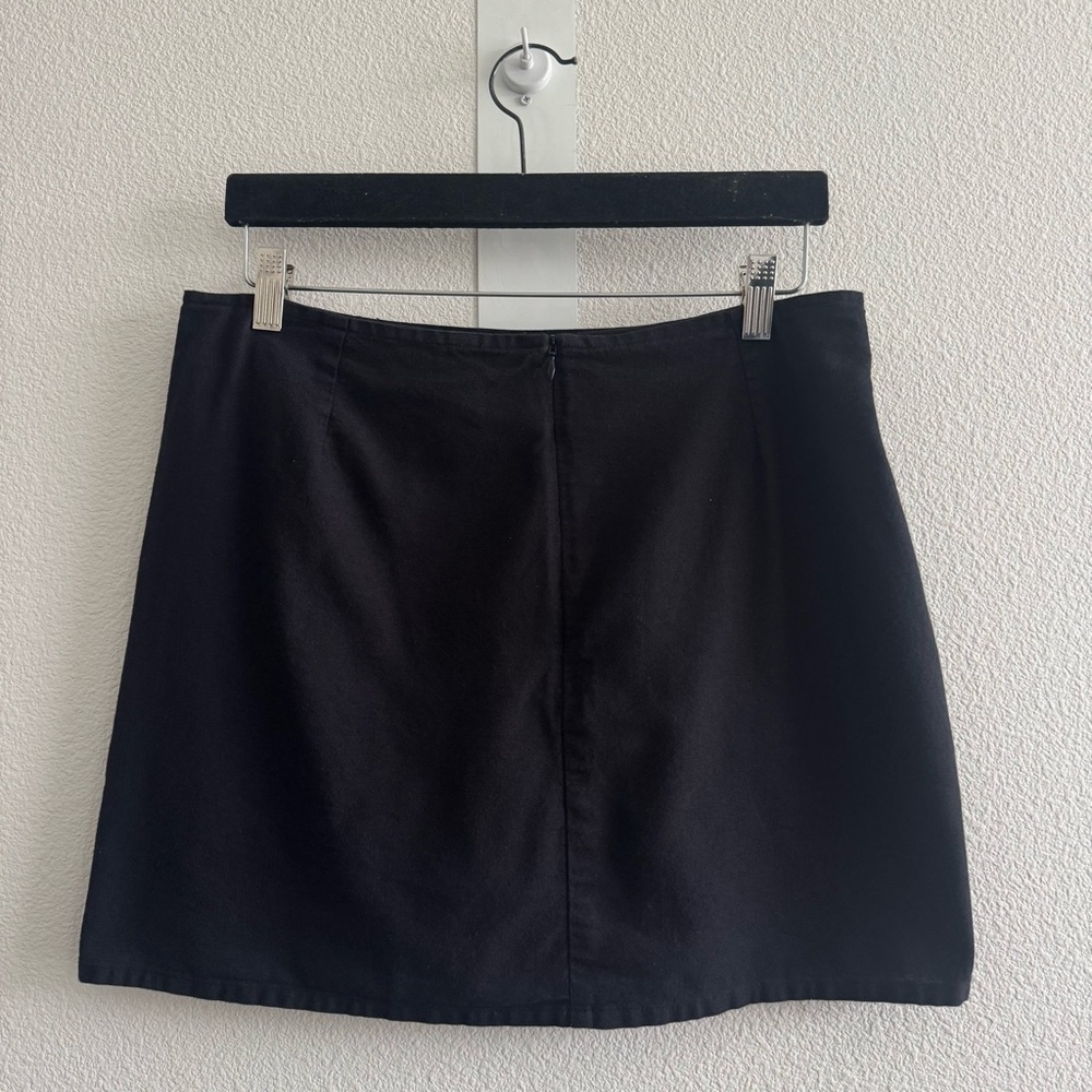 Motel Sheny Mini Skirt In Black Cotton Side Slit Classic Minimal High Rise - Picture 7 of 11